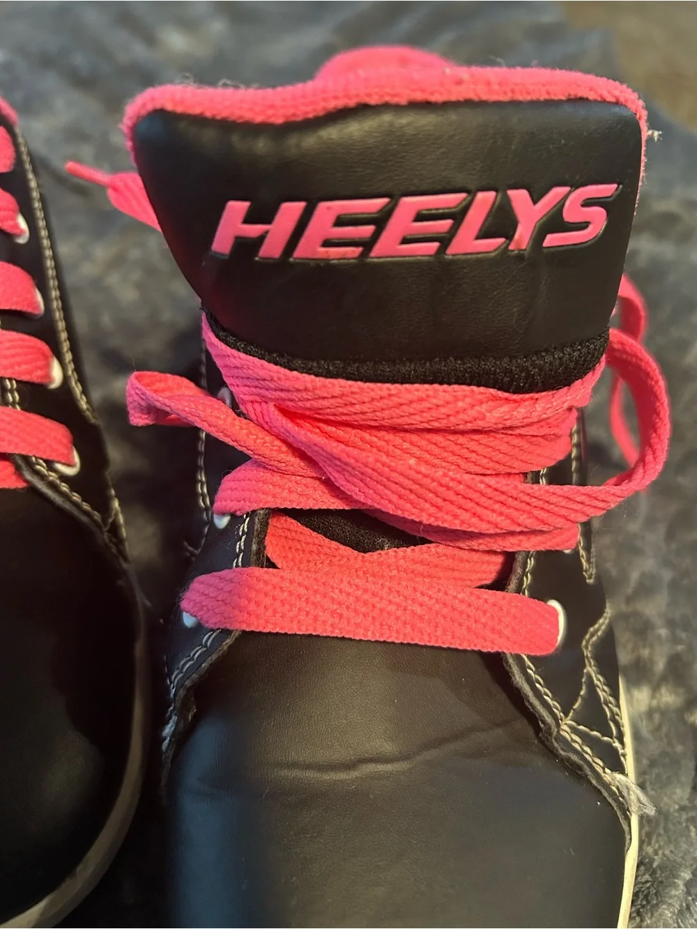 Heelys Black Sneakers with Hot Pink Accents-Girls 5